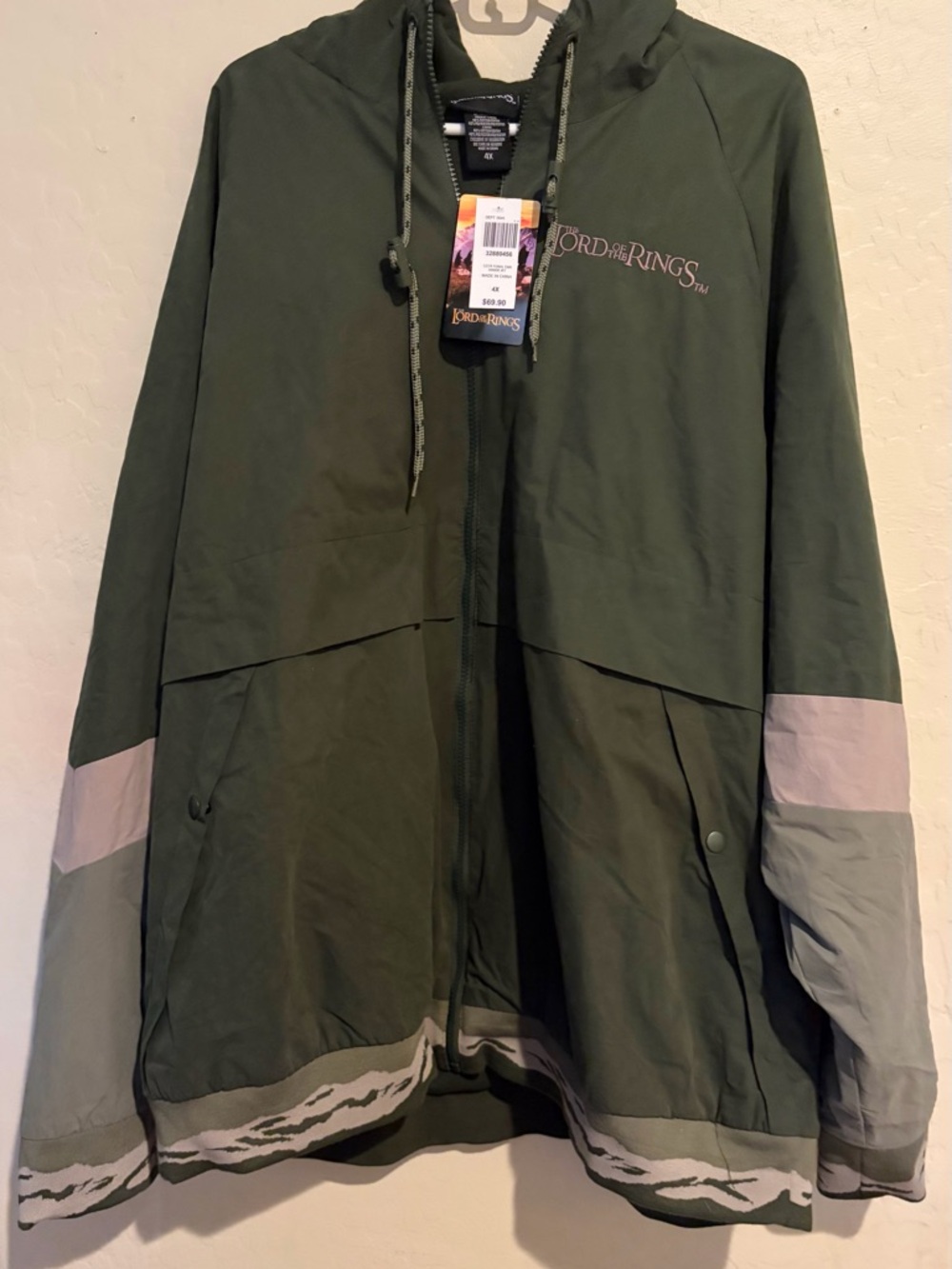 NWT BoxLunch Lord of the Rings Narsil Tonal Windbreaker Jacket LOTR Exclusive 4x - Picture 4 of 12